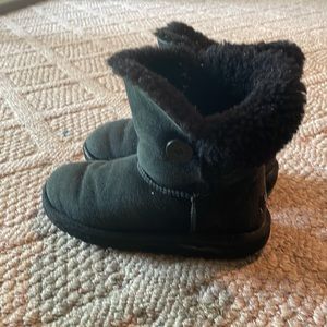 Black UGG boots
